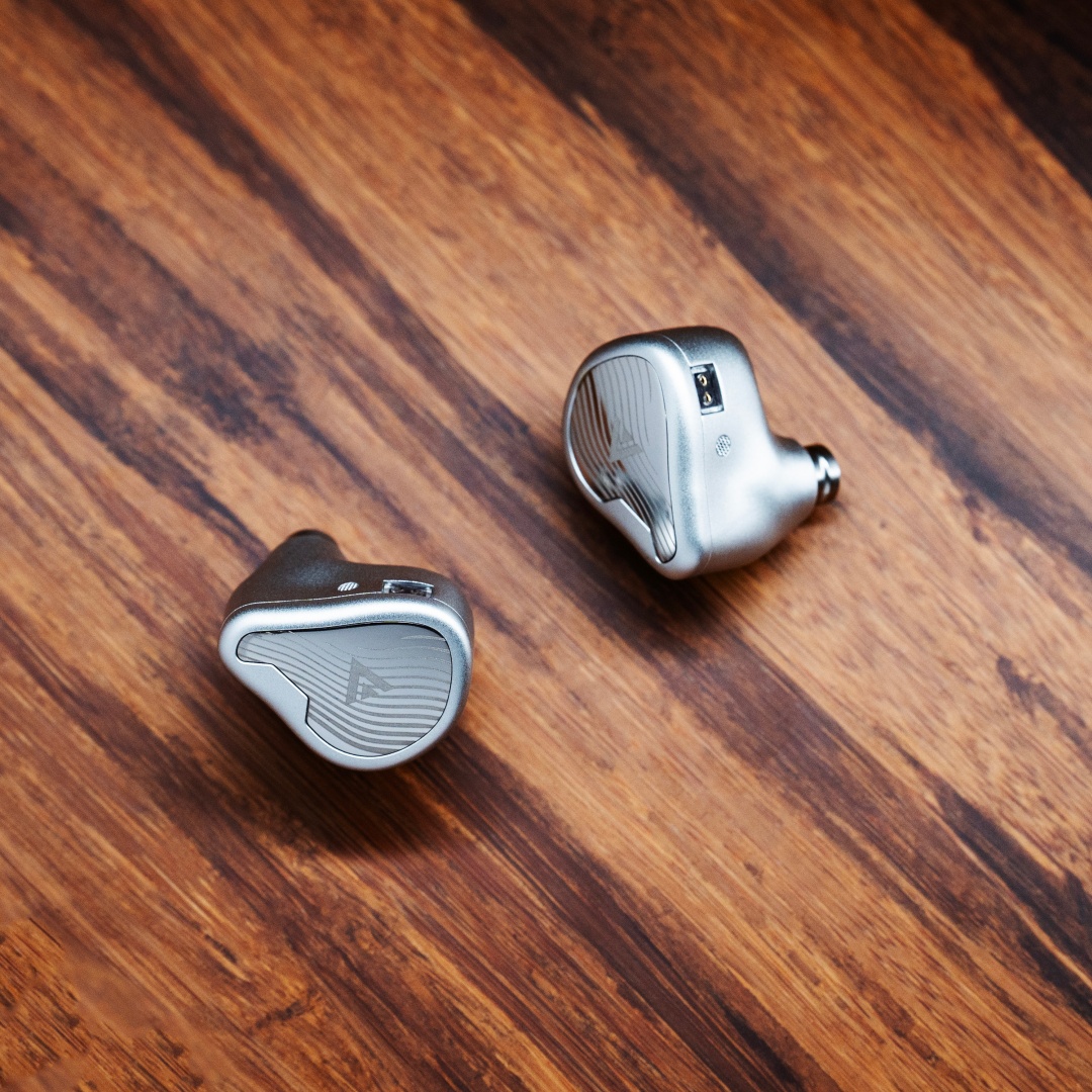 หูฟังอินเอียร์มอนิเตอร์ Linsou - Planar Magnetic Iem Earphones บทวิจารณ์และราคา